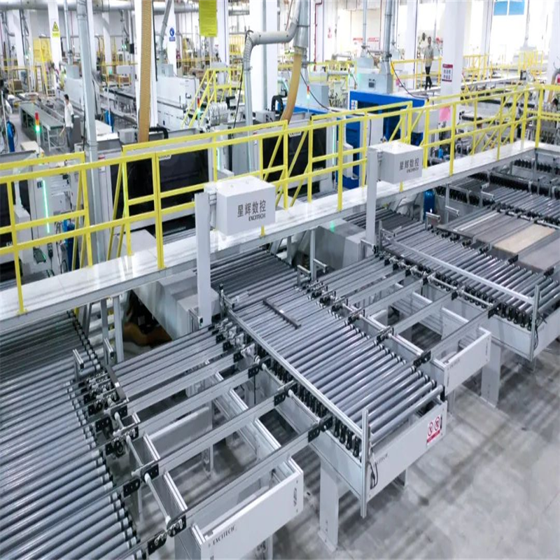 Daag de limiet uit! Scène van Excitech 5 cm smalplaat automatisch onbemand lijnproject.
